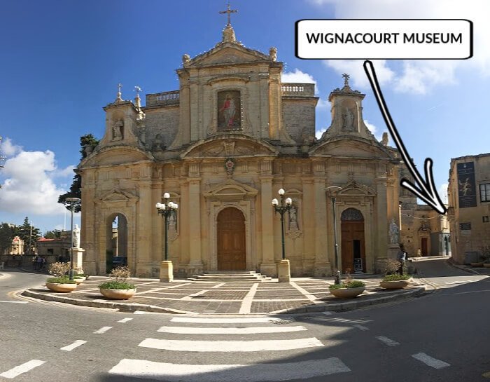 The Wignacourt Museum located in relation to the Collegiate church of St Paul.